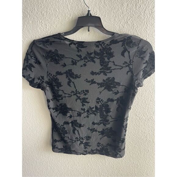 ❤️Banana Republic Floral Velvet Top - Picture 4 of 4